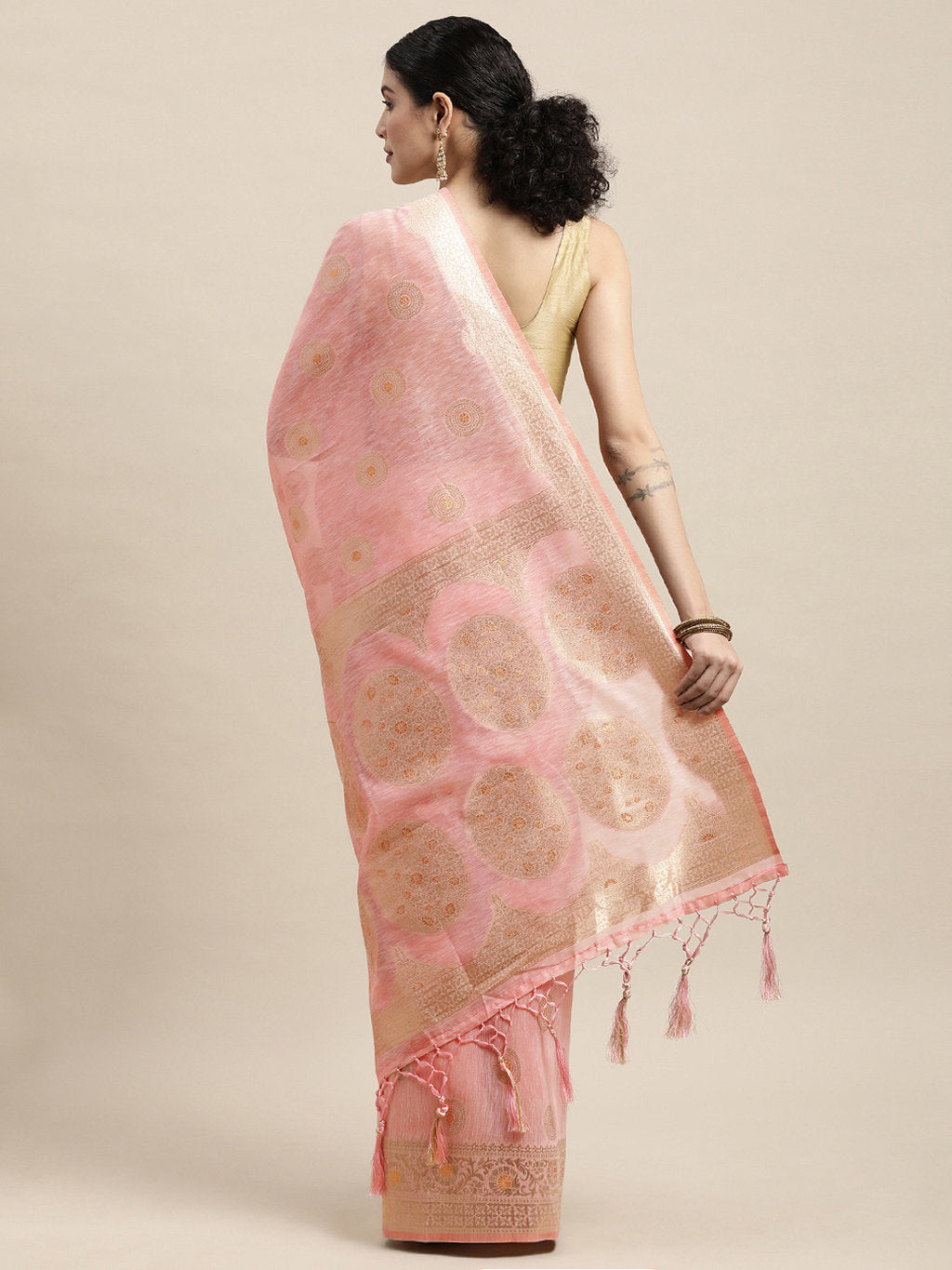 Women's Peach Linen Gold Zari Work Traditional Tassle Saree - Sangam Prints