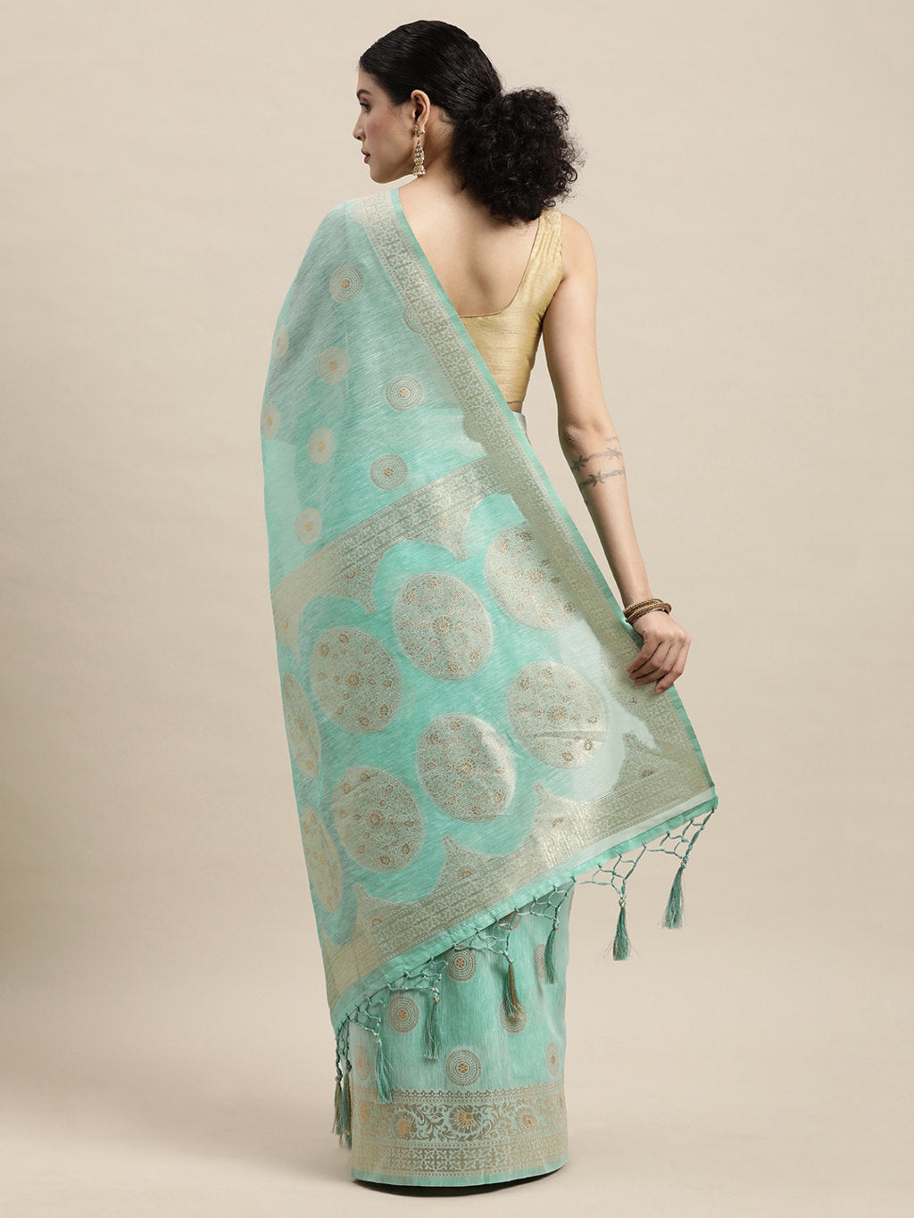 Women's Sea Green Linen Gold Zari Work Traditional Tassle Saree - Sangam Prints