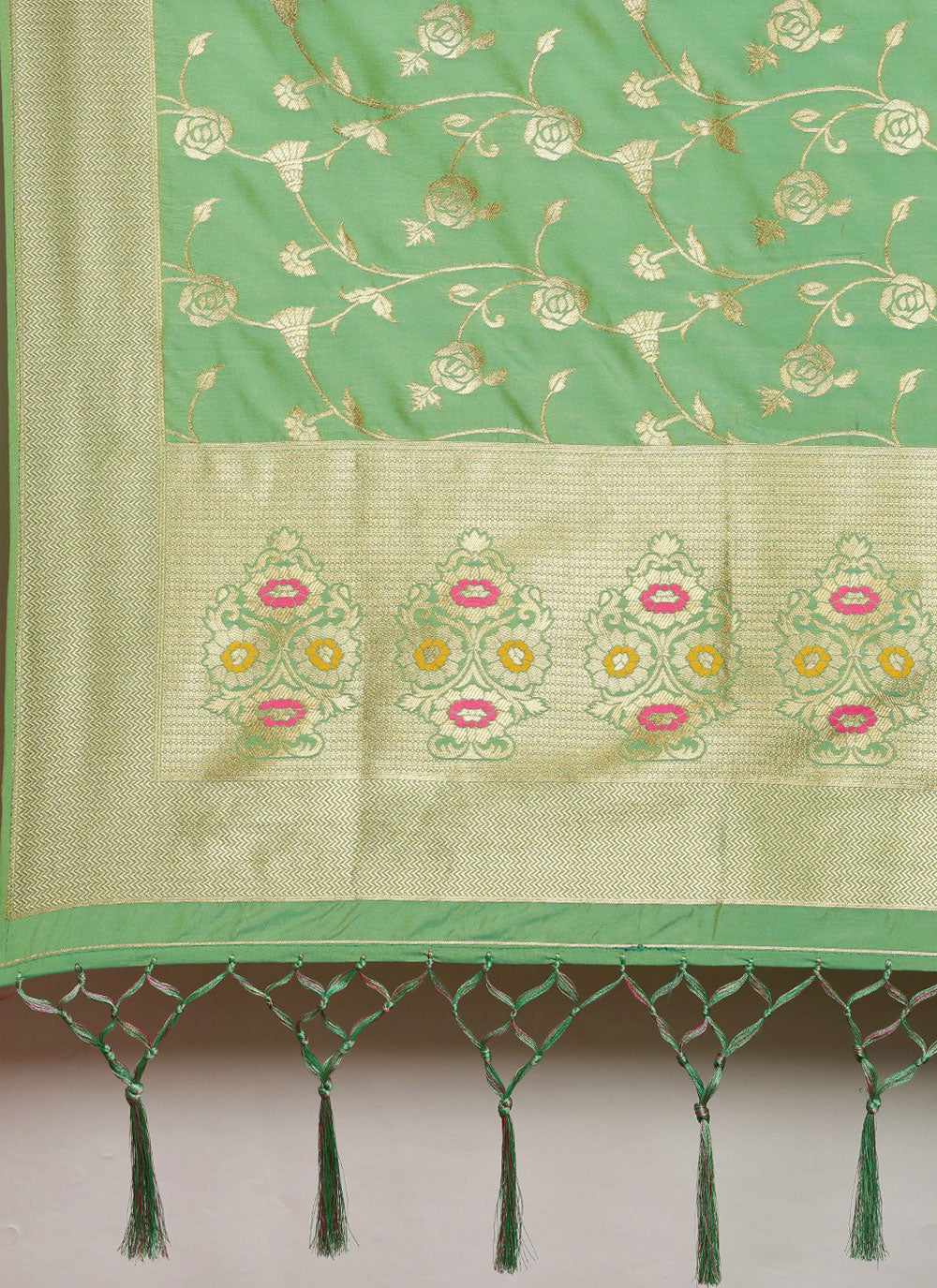 Women's Green Banarasi silk Weaving Work Traditional Tassel Dupatta - Sangam Prints