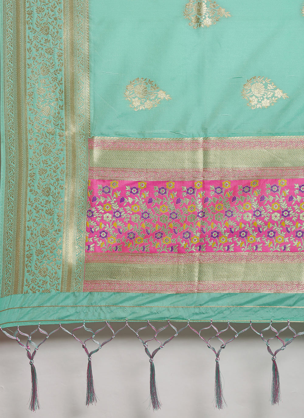 Women's Green Banarasi silk Weaving Work Traditional Tassel Dupatta - Sangam Prints