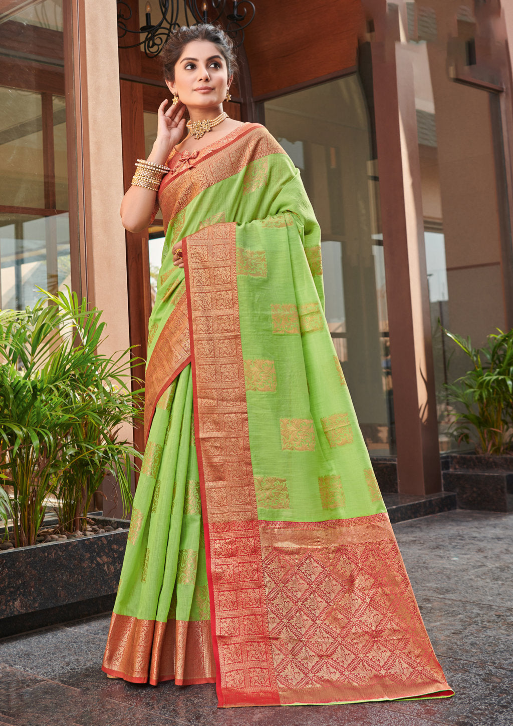 Women's Green Linen Wover Work Traditional Saree - Sangam Prints