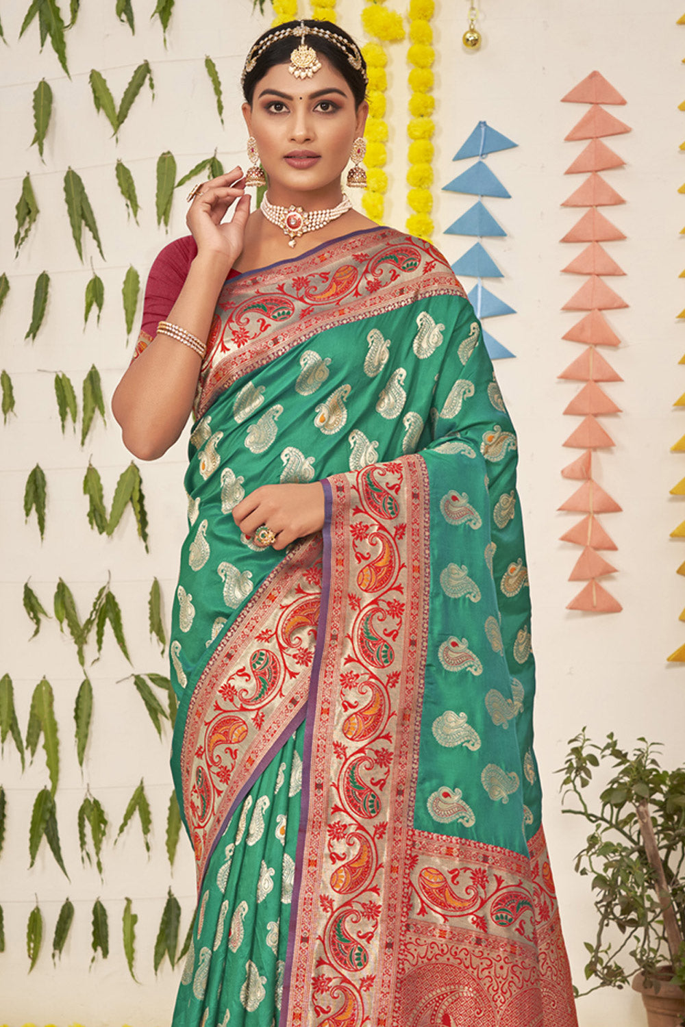 Women's Turquoise Silk Woven Zari Work Traditional Tassle Saree - Sangam Prints