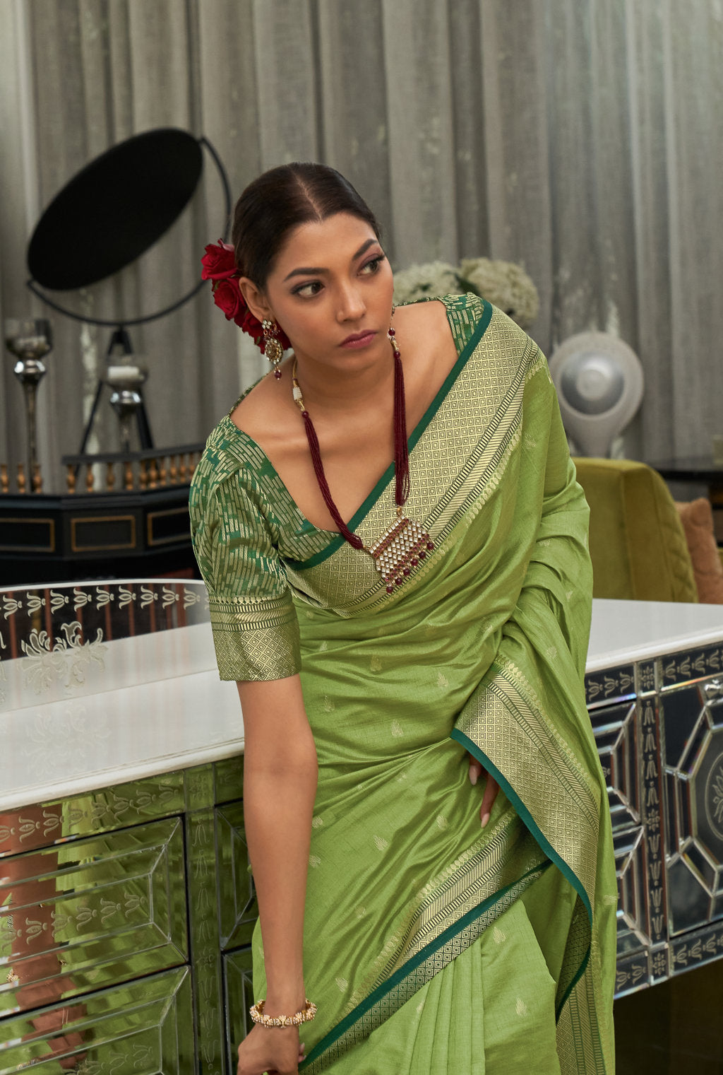 Women's Sangam Prints Light Green Silk Woven Zari Work Traditional Tassle saree - Sangam Prints