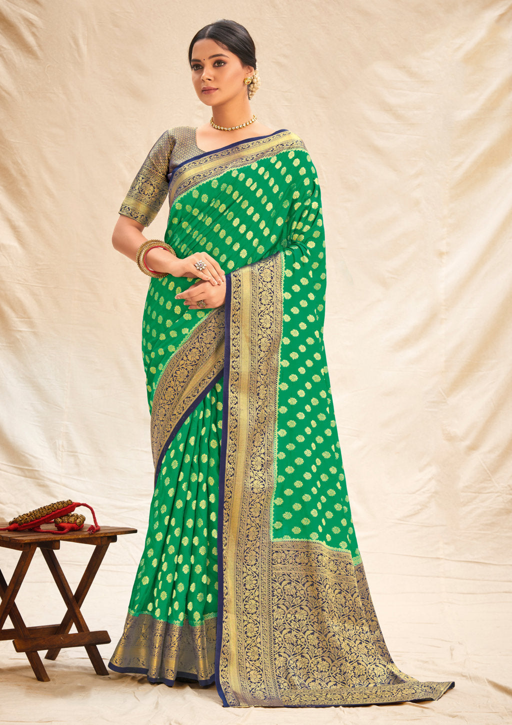 Women's Sangam Prints Green Silk Woven Zari Work Traditional saree - Sangam Prints