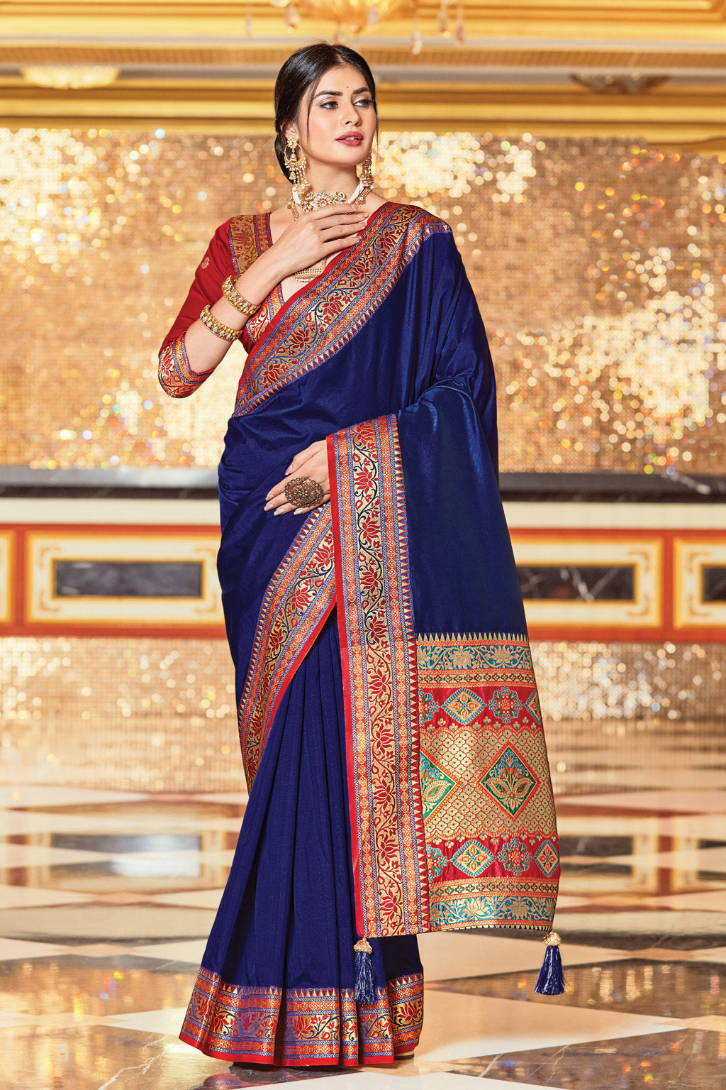 Women Navy Blue Silk Saree