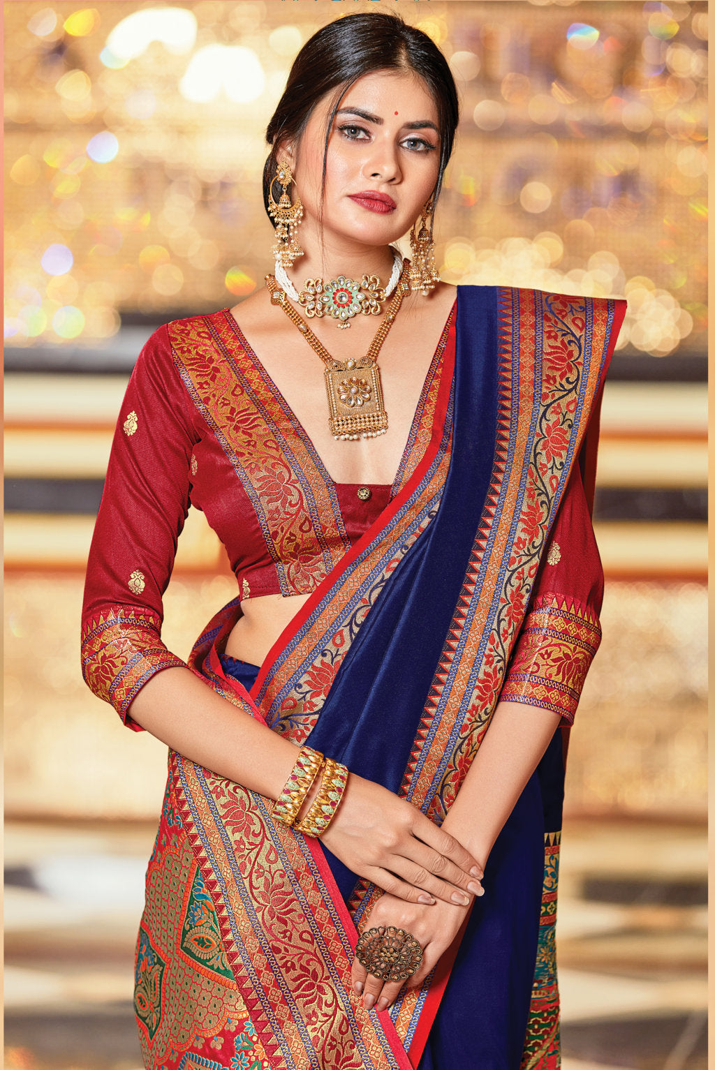 Women Navy Blue Silk Saree