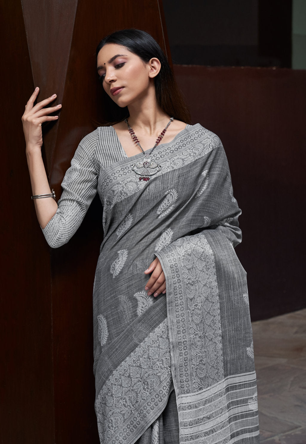 Women's Sangam Prints Grey Linen Thread Work Traditional Tassle saree - Sangam Prints