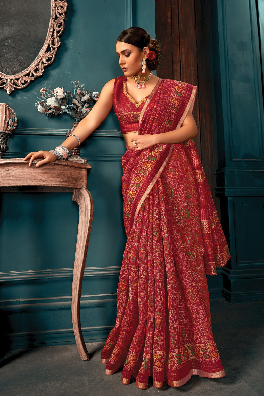 Women's Red Cotton Thread Woven Work Traditional Saree - Sangam Prints