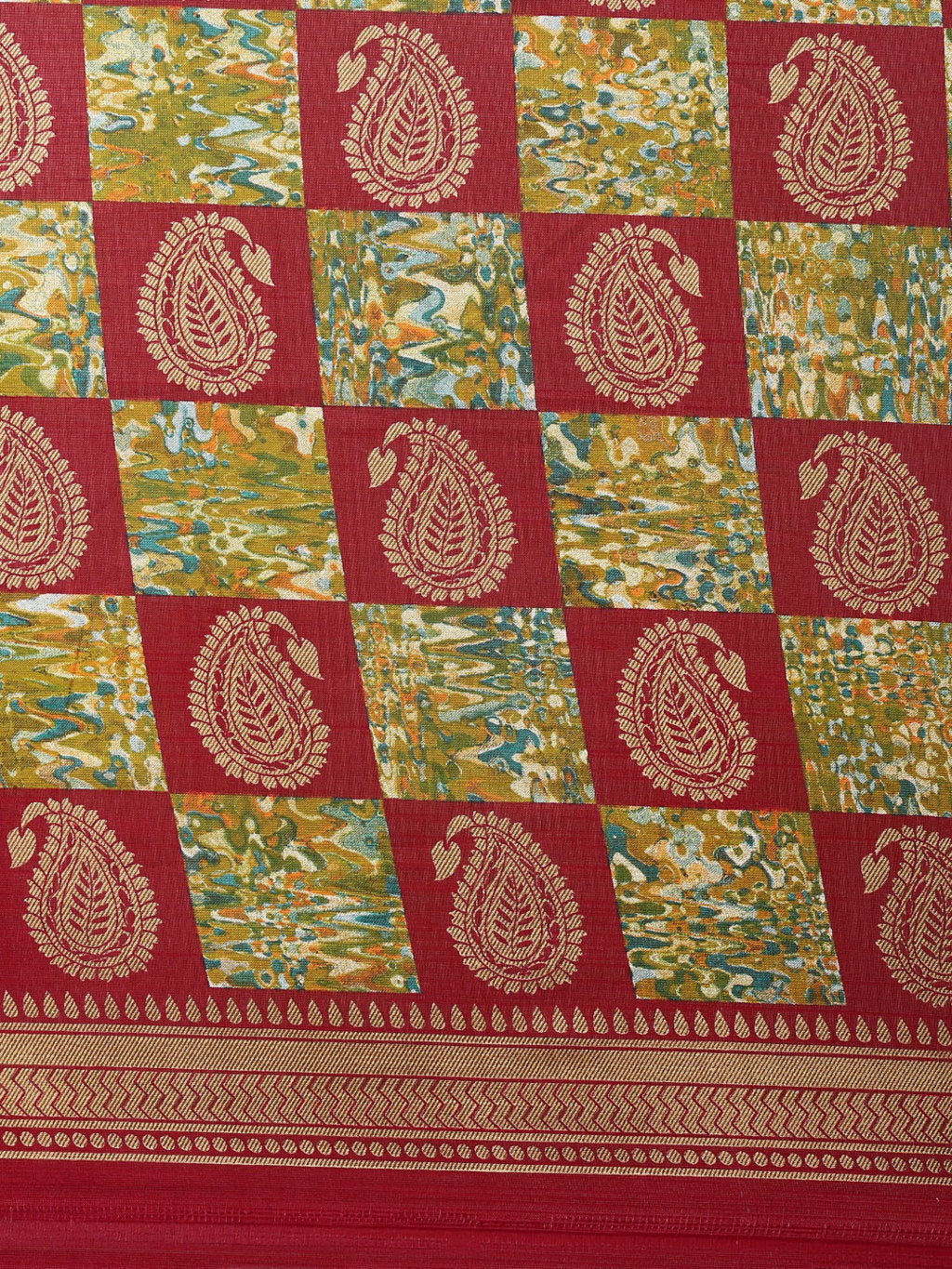 Women's Red & Green Art Silk Printed Casual Saree - Sangam Prints