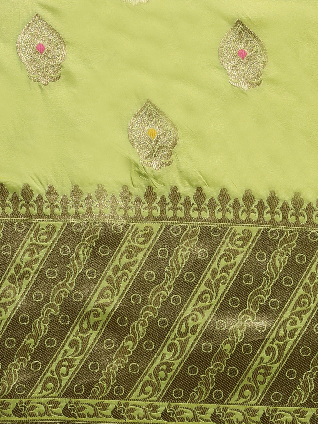 Women's Parrot Green Jacquard Silk Jacquard Work Traditional Saree - Sangam Prints