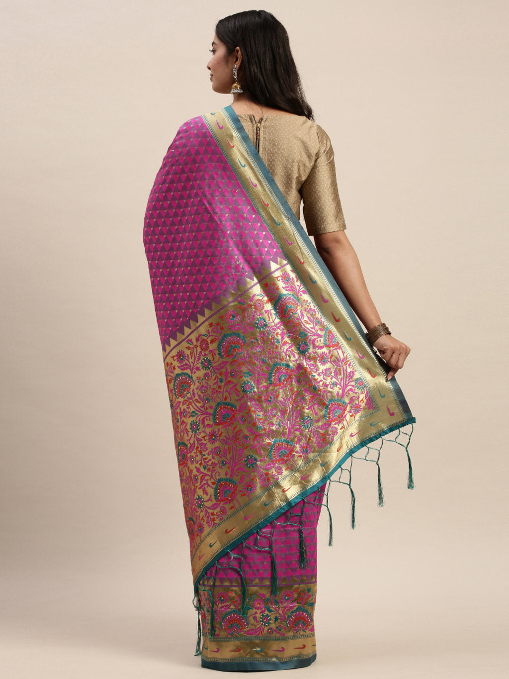 Women's Pink Silk Stonework Traditional Saree - Sangam Prints
