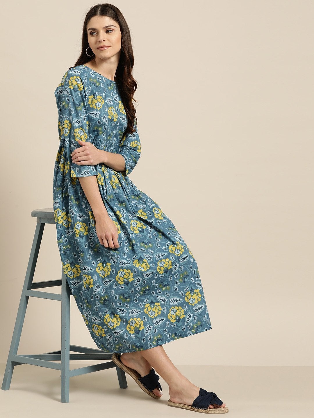 Women's Blue Floral Gathered Midi Dress - SASSAFRAS