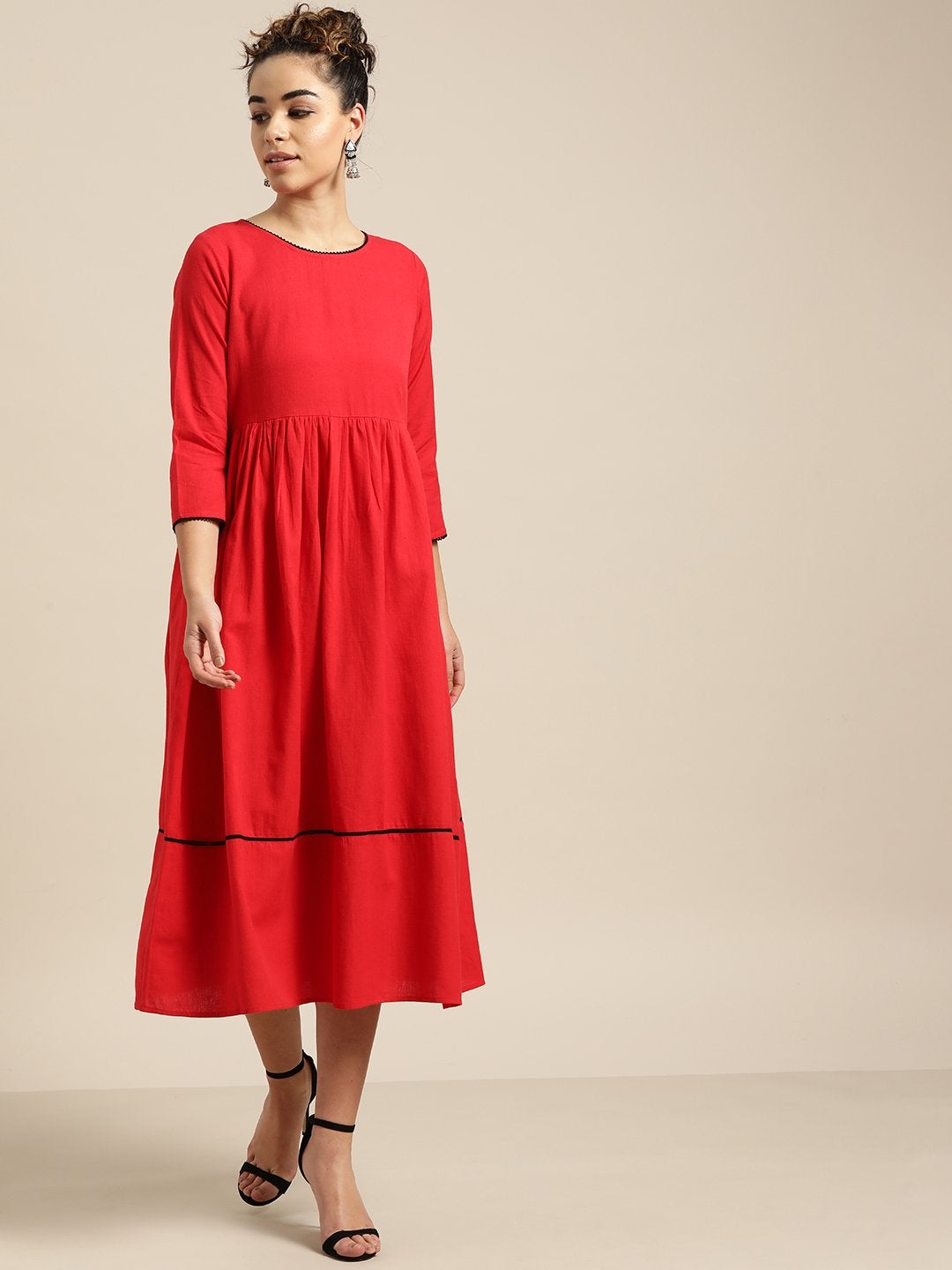 Women's Red Gathered Midi Dress - SASSAFRAS