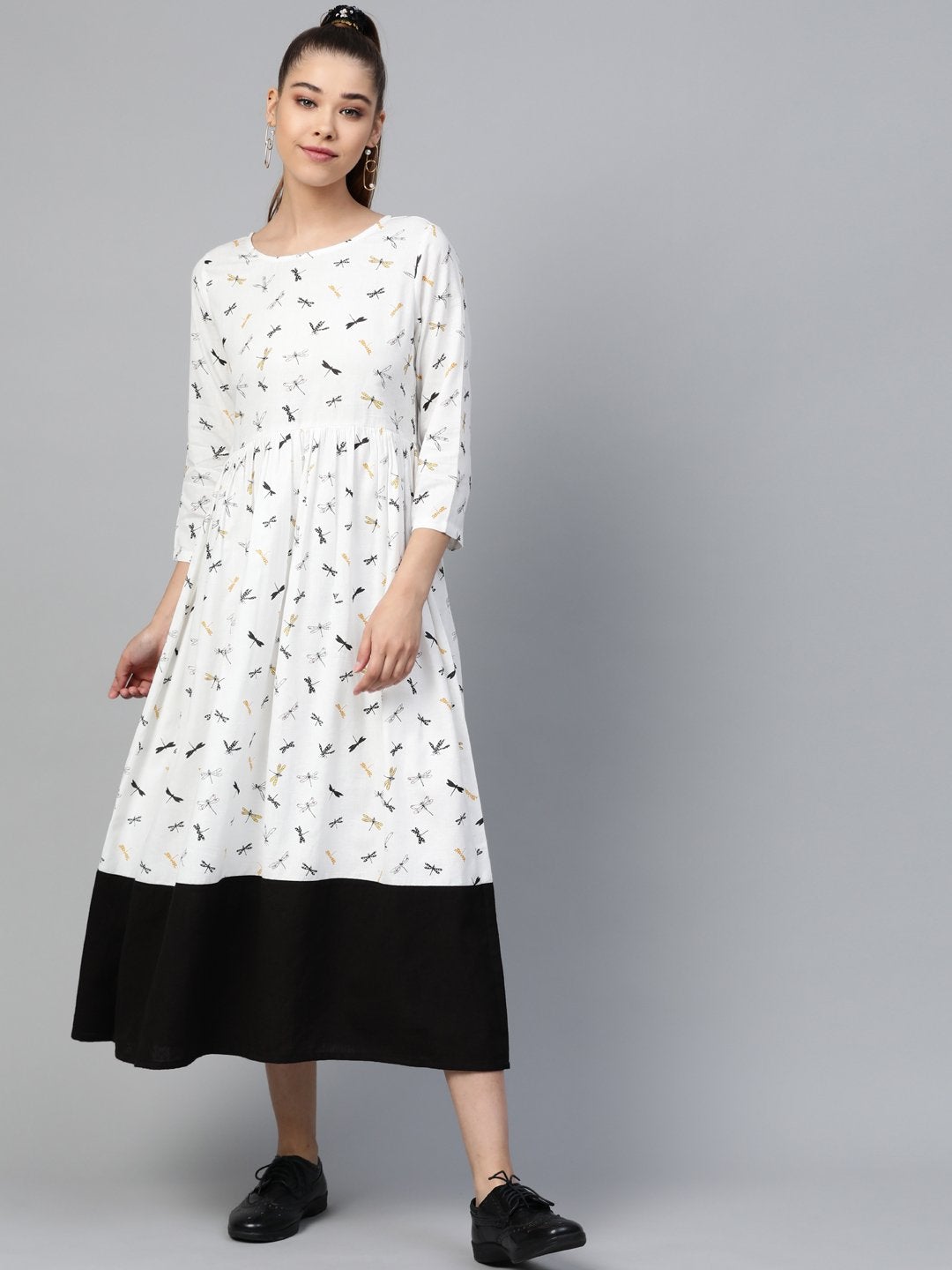 Women's White Drangonfly Print Gathered Dress - SASSAFRAS