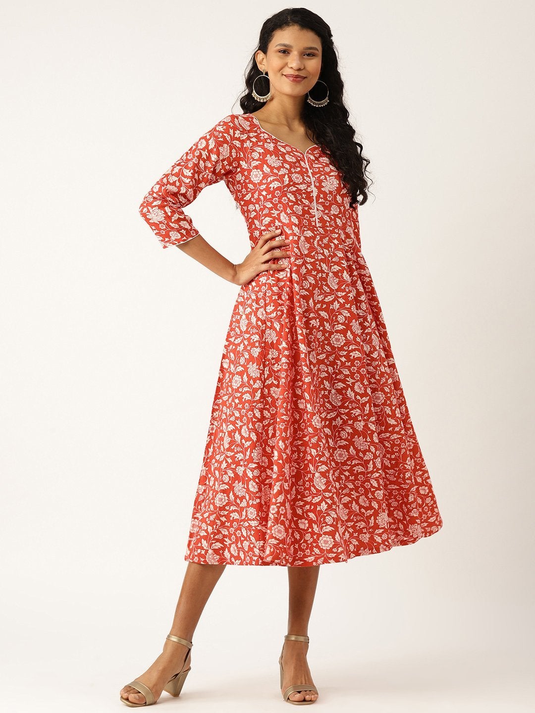 Women's Red Floral Sweetheart Neck Flared Midi Dress - SASSAFRAS