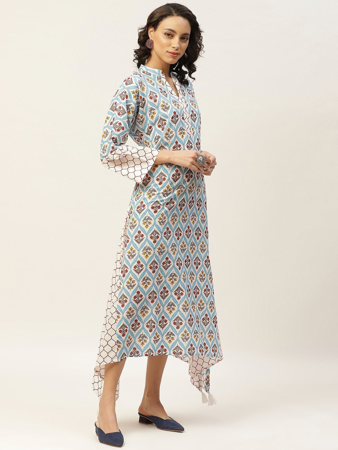 Women's Blue Floral Neck Band Kaftan - SASSAFRAS