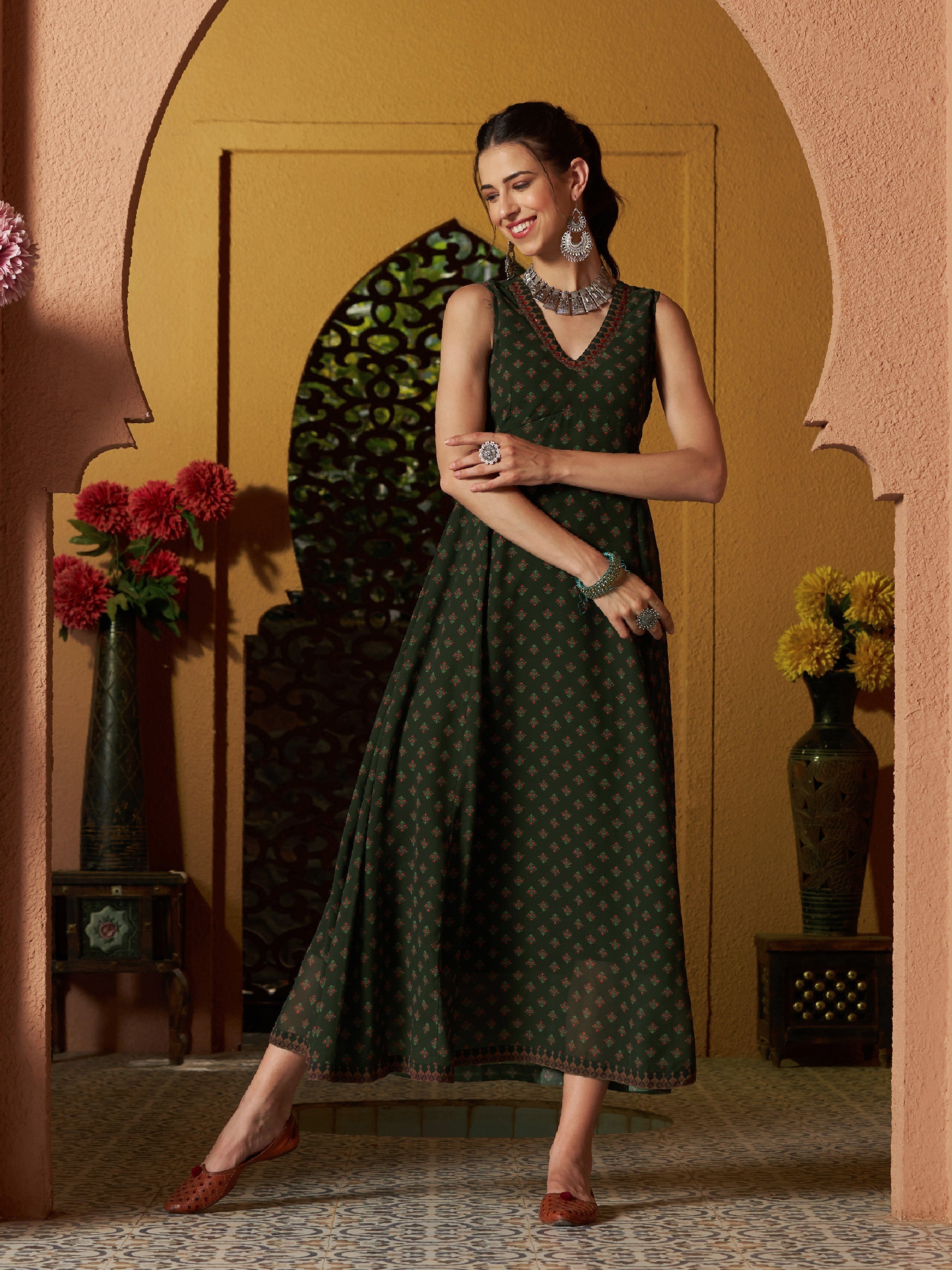 Women's Green Floral Slant Empire Seam Maxi Dress