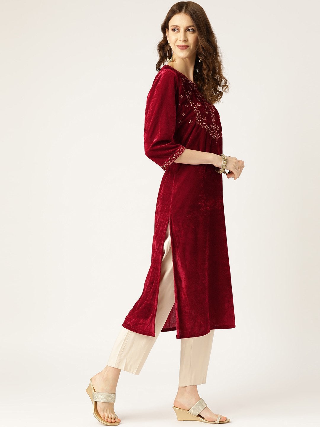 Women's Maroon Zari Embroidery V-Slit Straight Velvet Kurta - SHAE
