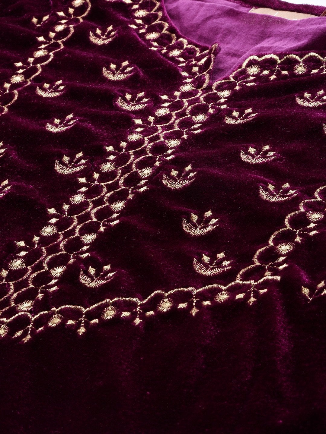 Women's Purple Zari Embroidery V-Slit Straight Velvet Kurta - SHAE