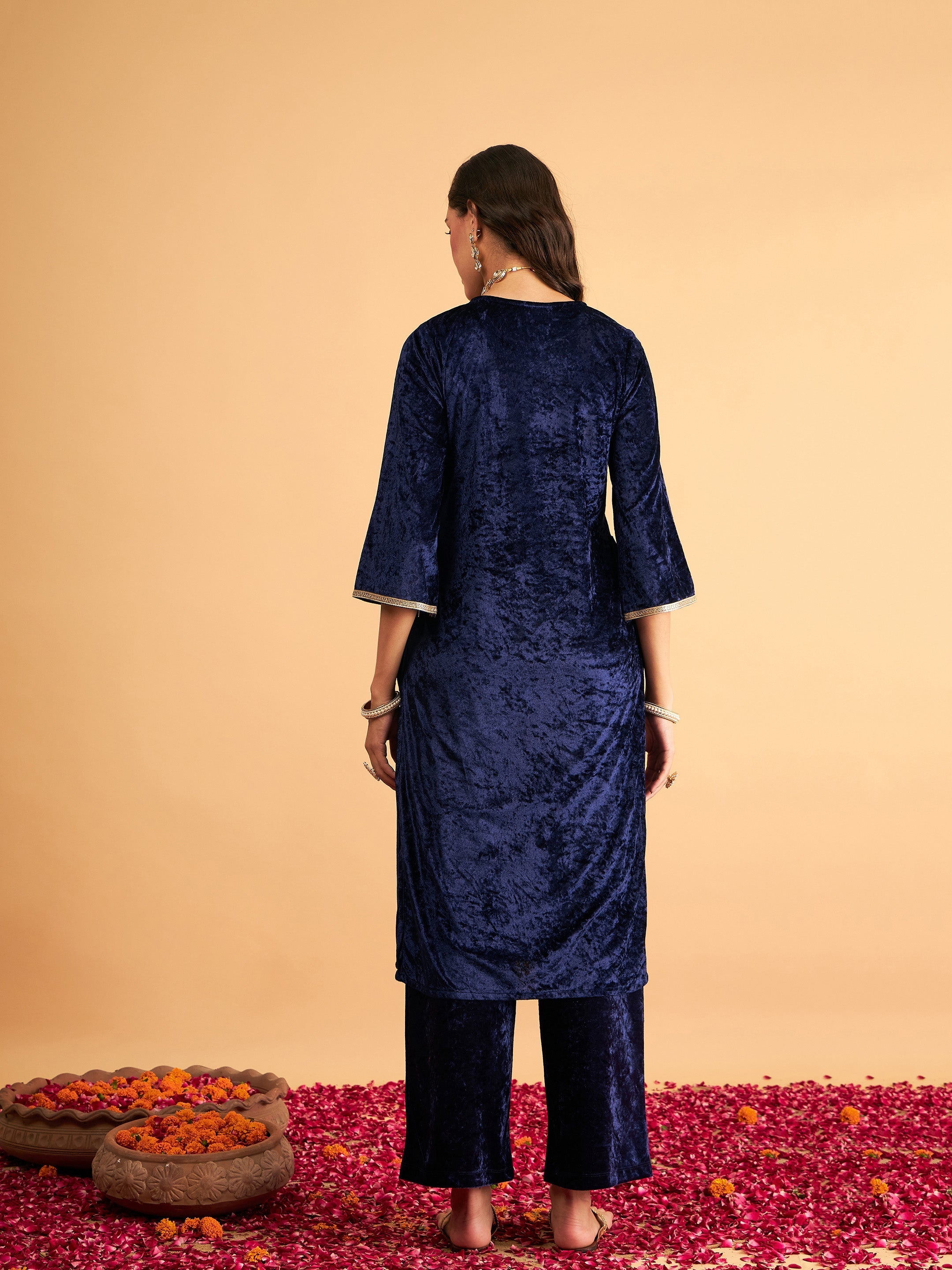 Women's Navy Blue Velvet Front Zari Embroidered Straight Kurta - Lyush
