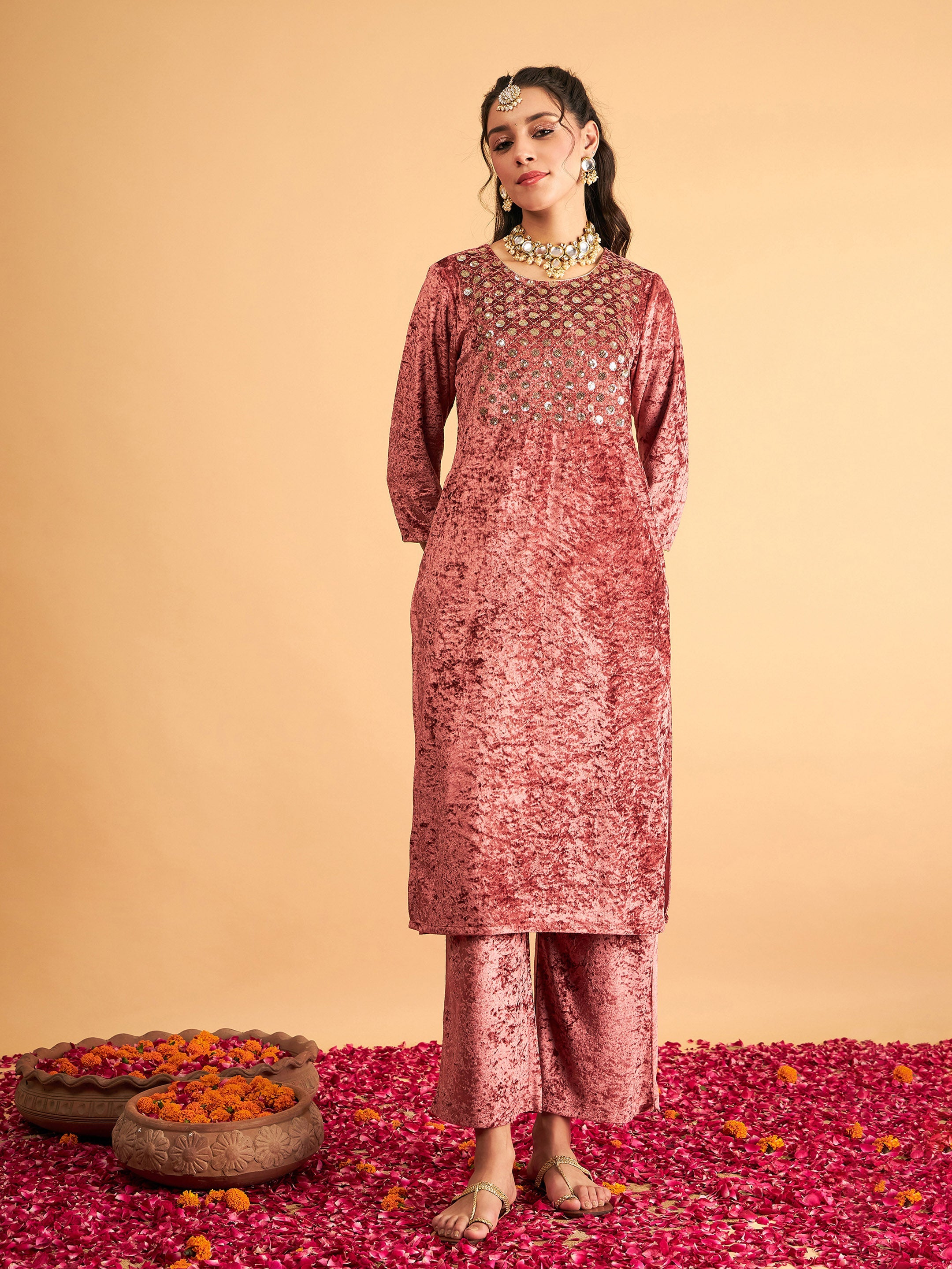 Women's Pink Velvet Front Embroidered Straight Kurta - Lyush