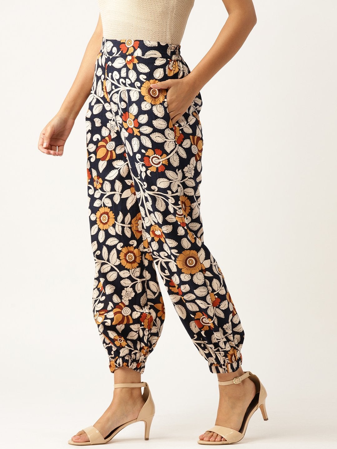 Women's Navy Floral Cuffed Pants - SASSAFRAS