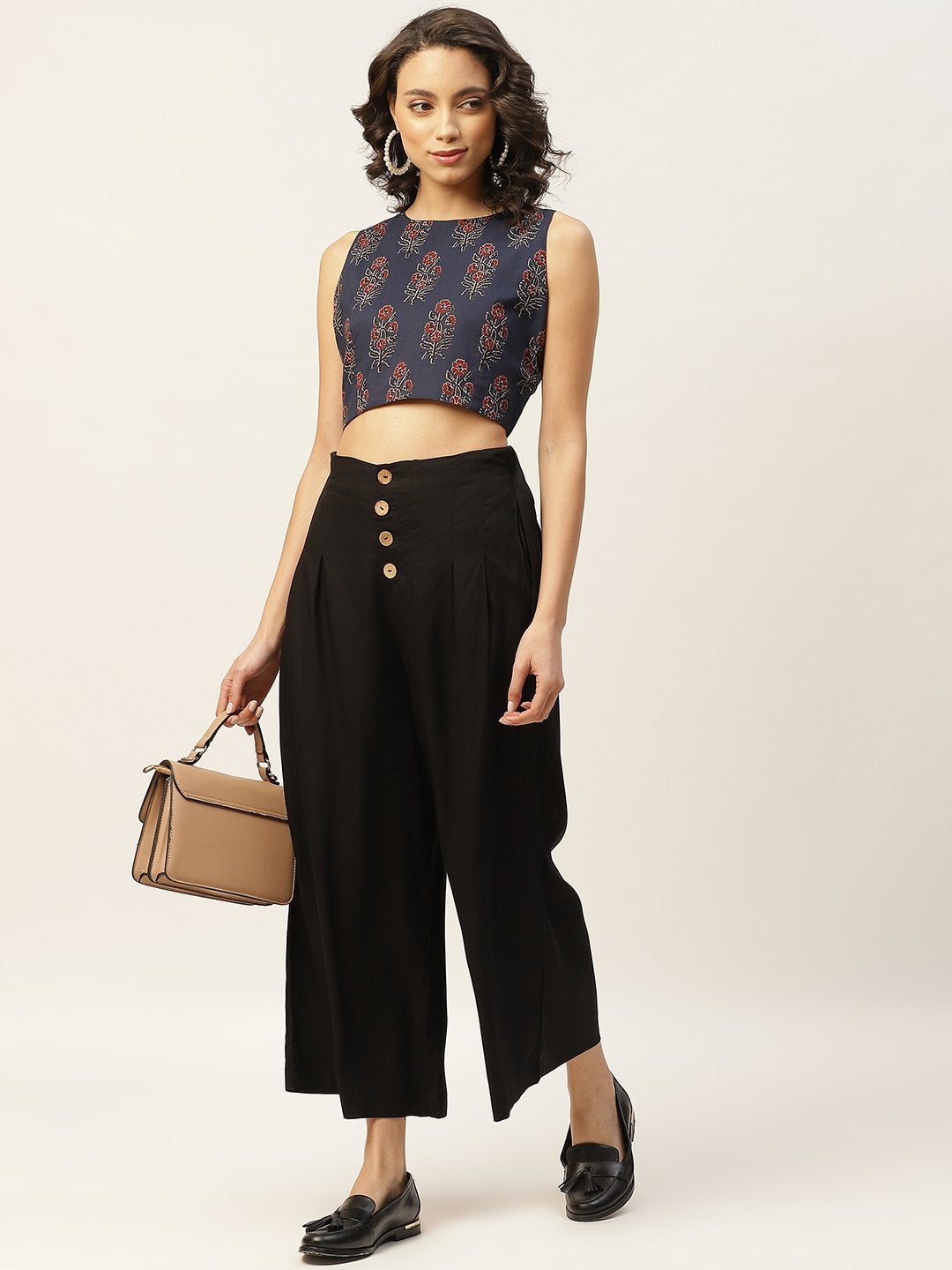 Women's Black Front Button Pleated Culottes - SASSAFRAS