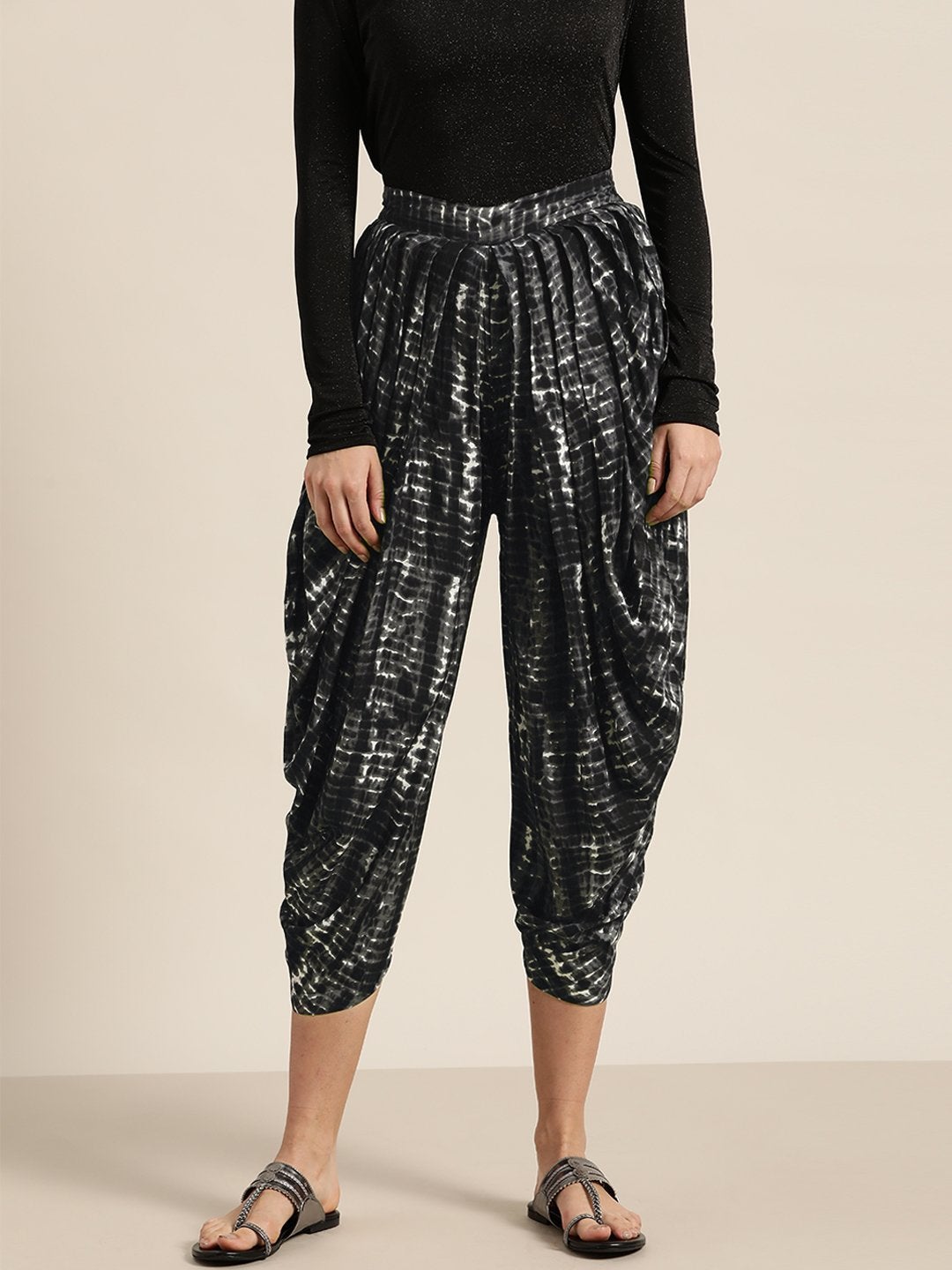 Women's Black Shibori Print Dhoti Pants - SHAE