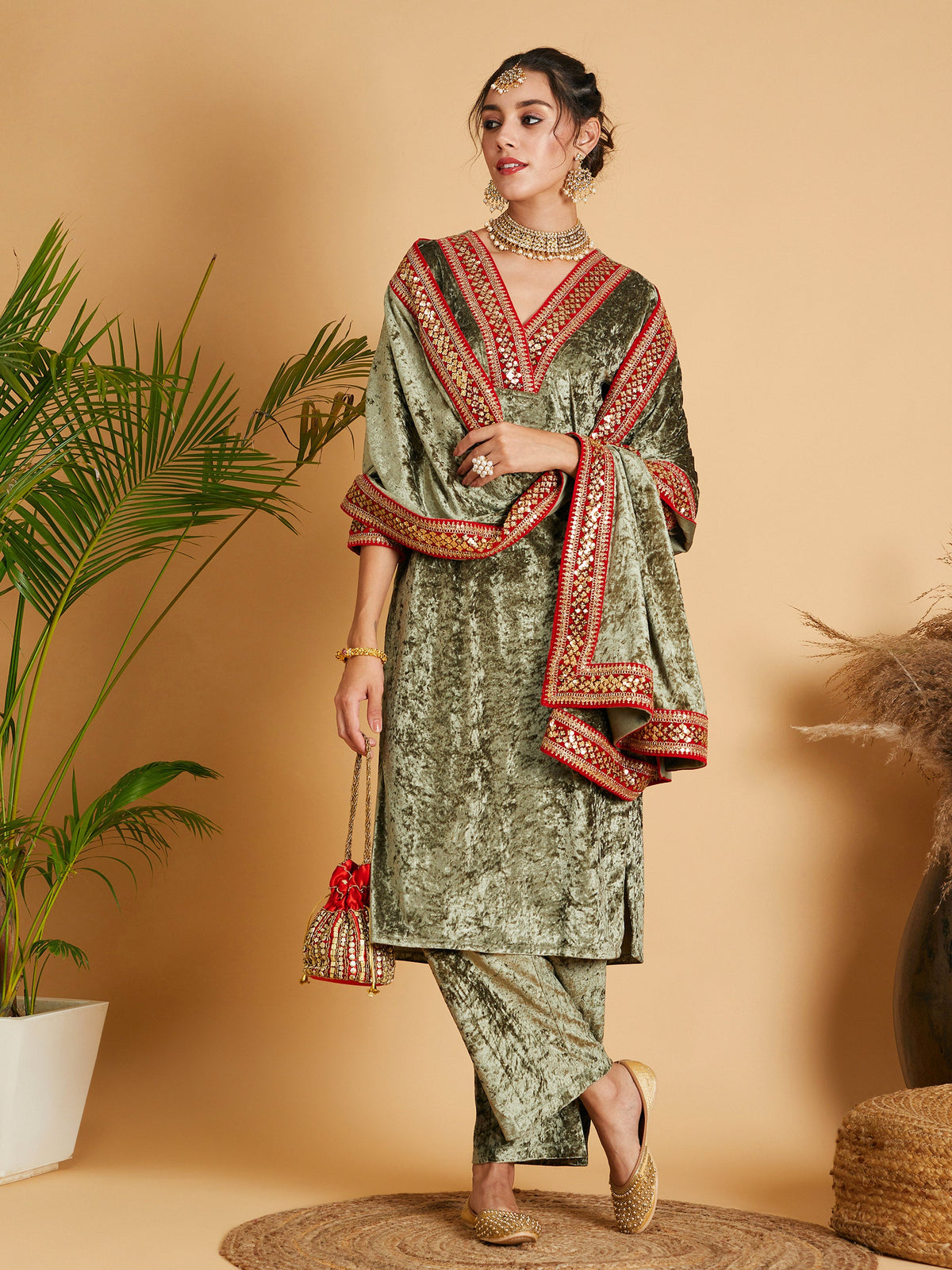 Women's Olive Velvet Lace Detail Dupatta Only