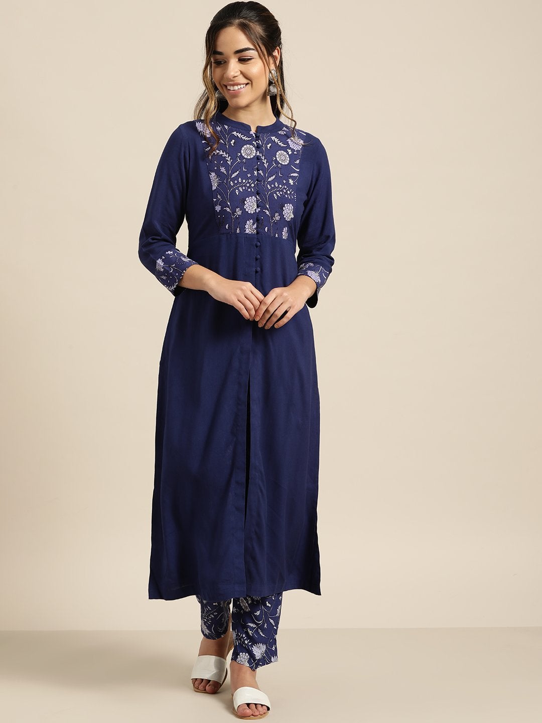 Women's Navy Yoke Kurta With Floral Pants