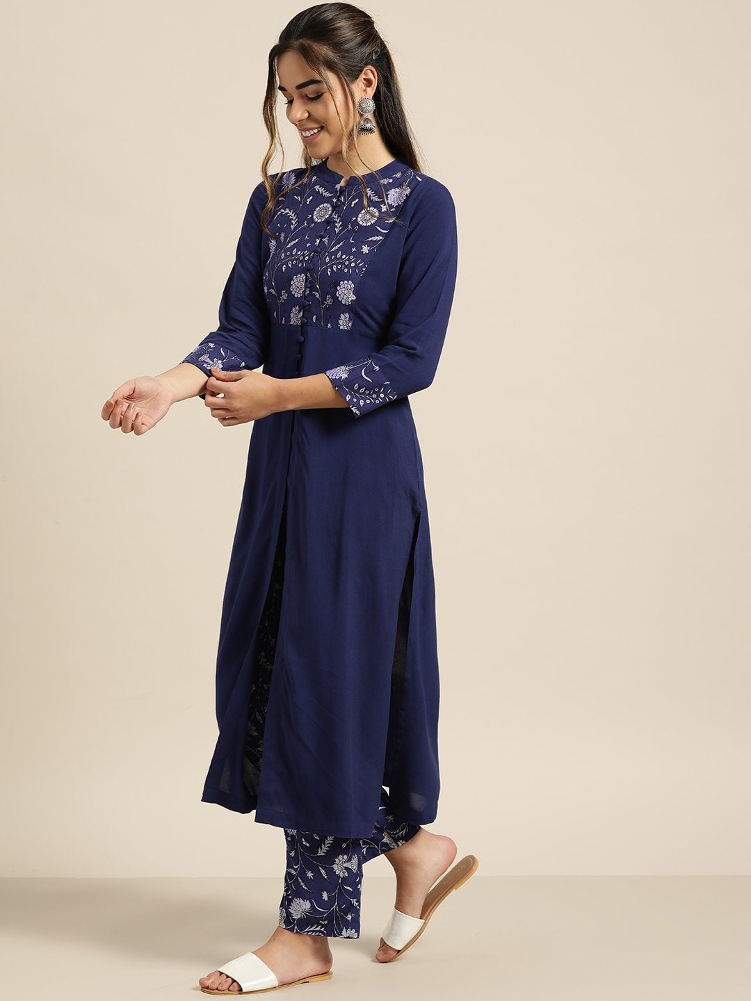 Women's Navy Yoke Kurta With Floral Pants