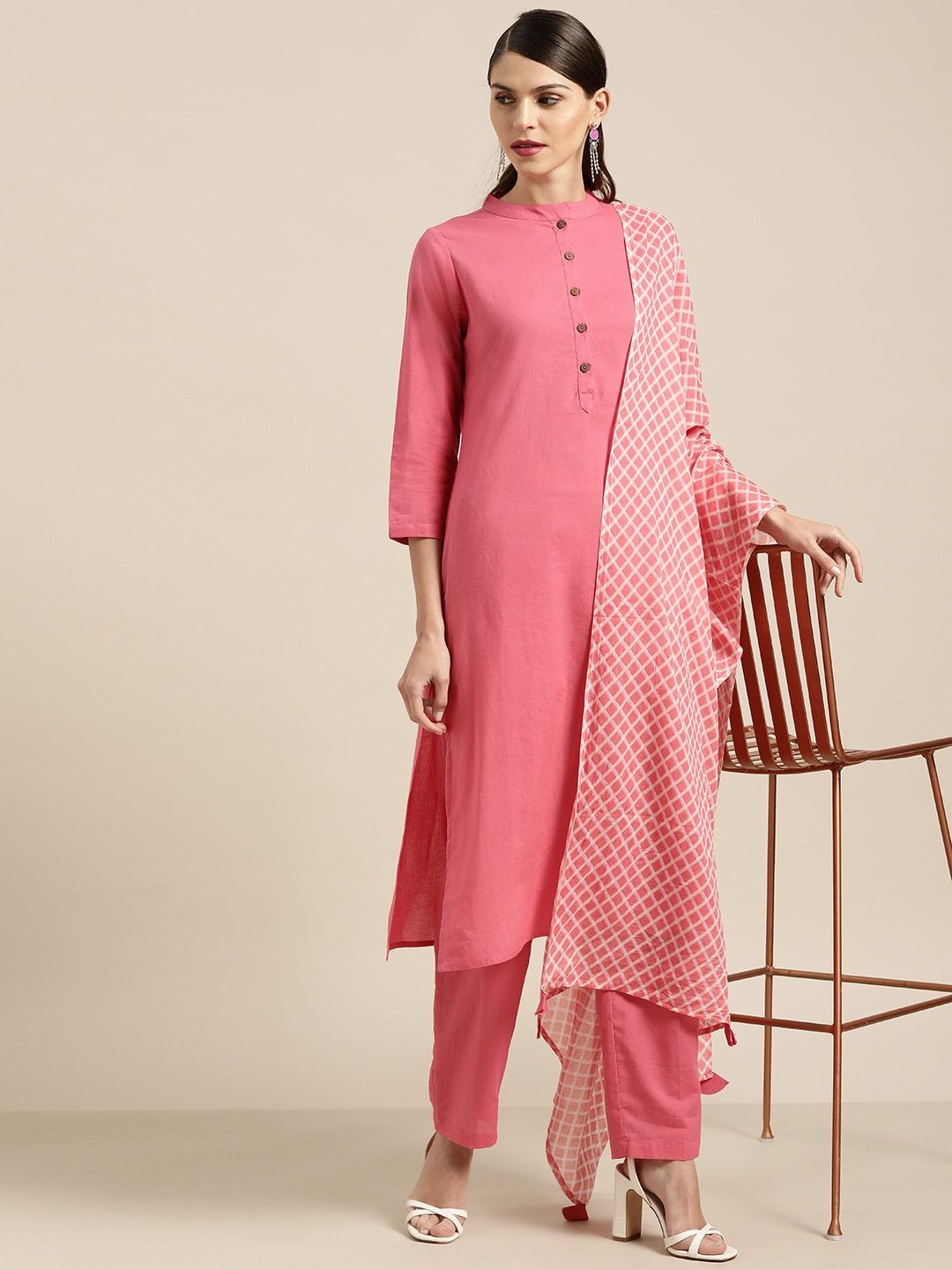 Women's Pink Kurta With Pants And Pink Lehariya Dupatta - SHAE