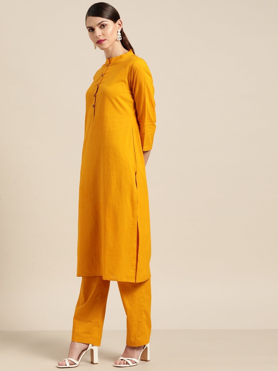 Women's Yellow Kurta With Yellow Pants And Printed Chevron Dupatta