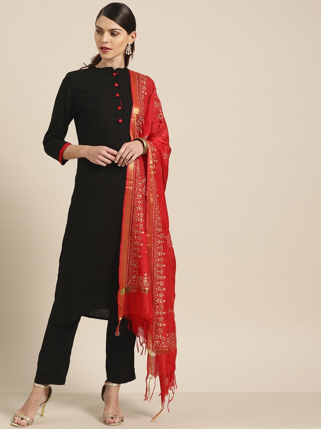 Women's Black Kurta With Pants And Red Foil Dupatta - SHAE
