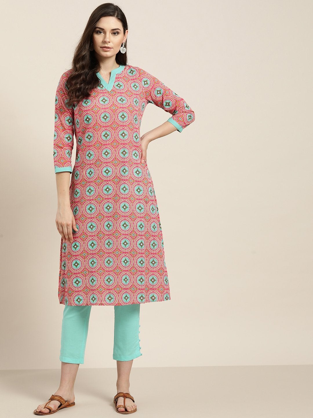 Women's Pink Floral V-Neck Kurta With Aqua Pencil Pants