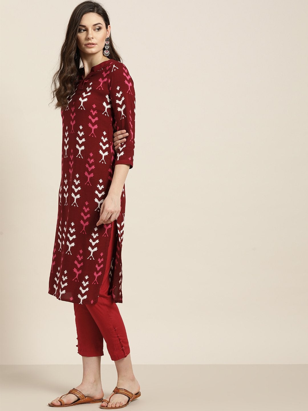 Women's Maroon Ikat Kurta With Maroon Pencil Pants - SHAE
