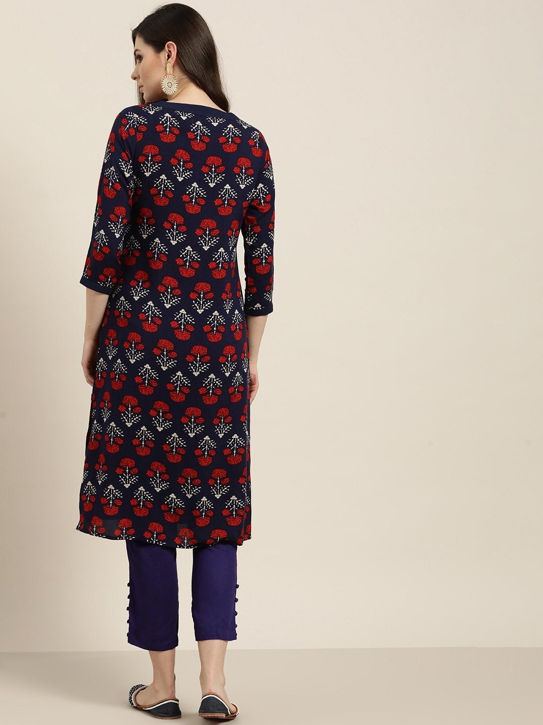 Women's Navy Floral Kurta With Navy Pencil Pants - SHAE