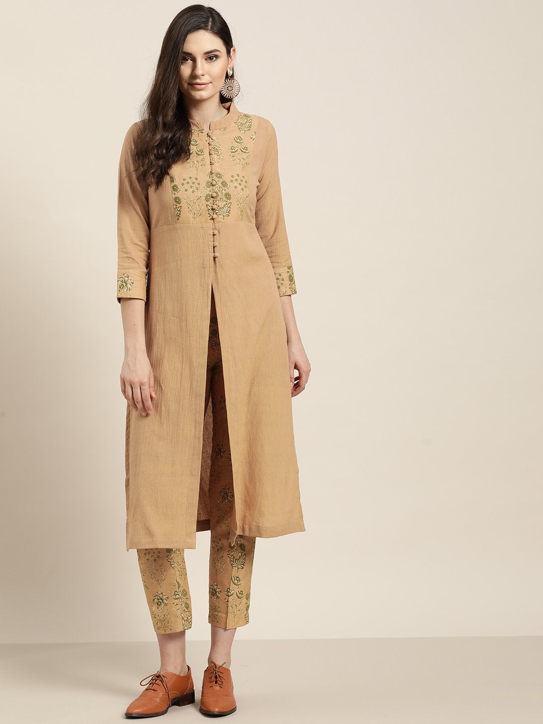 Women's Beige Yoke Kurta With Floral Pencil Pants