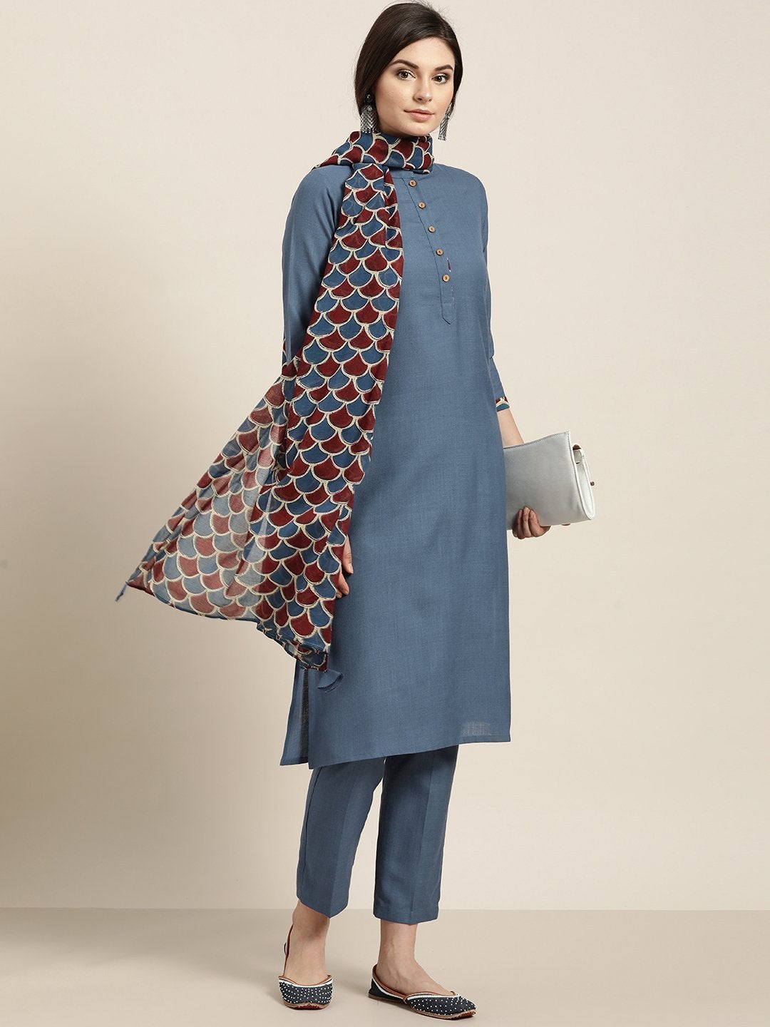 Women's Blue Kurta Set With Pants And Blue Printed Dupatta - SHAE