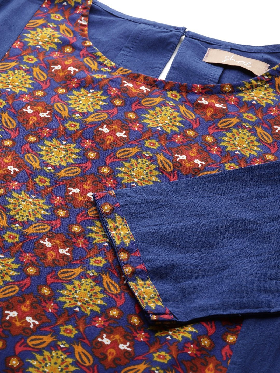 Women's Blue Floral Slit Kurta With Blue Pencil Pants