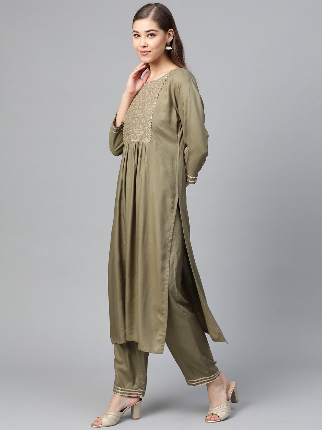 Women's Olive Lace Zari Embroidery Kurta With Olive Pants - SHAE