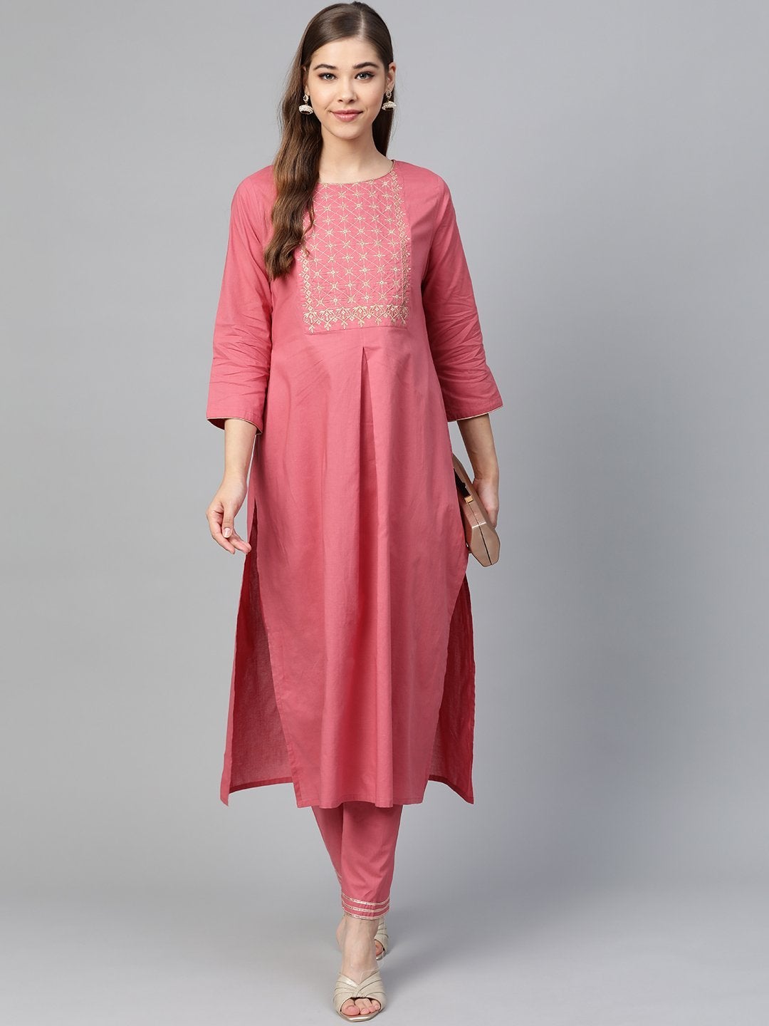 Women's Pink Zari Embroidery Kurta With Pink Pants