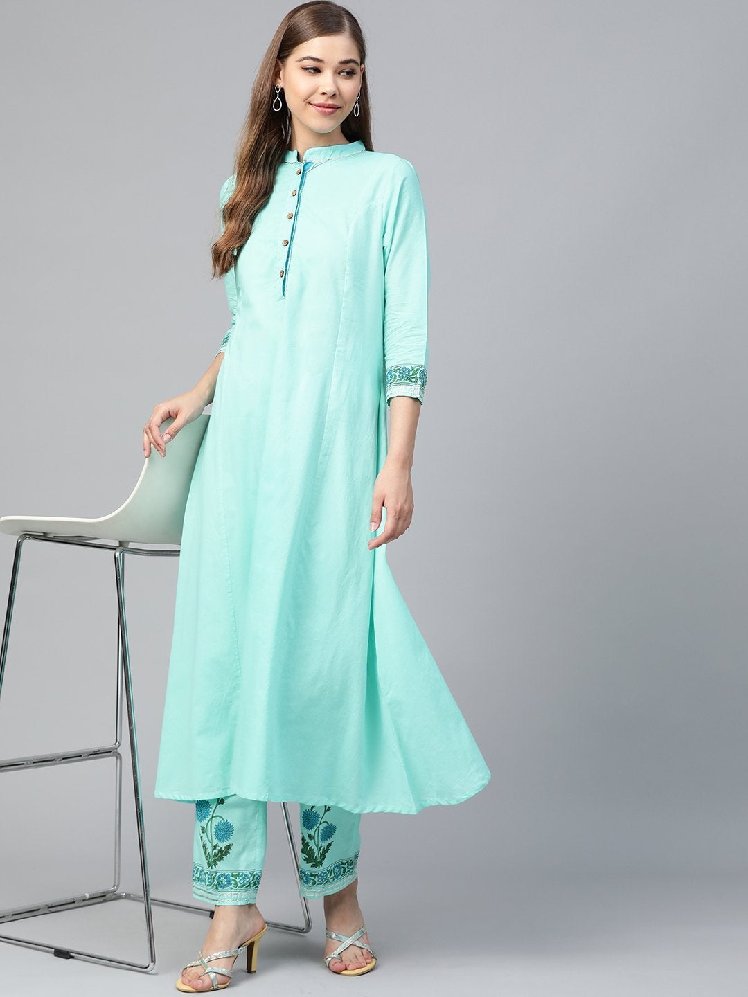 Women's Turquoise Kurta With Block Print Straight Pants - SHAE