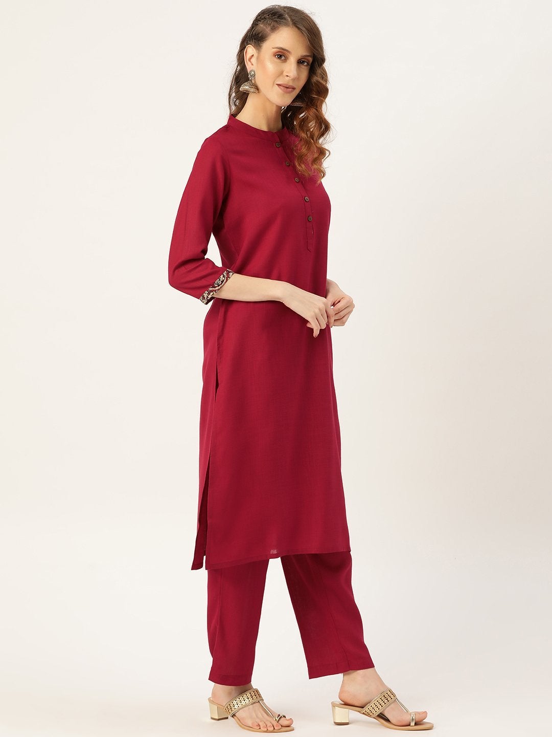 Women's Maroon Slub Kurta Pants & Maroon Floral Dupatta - SHAE