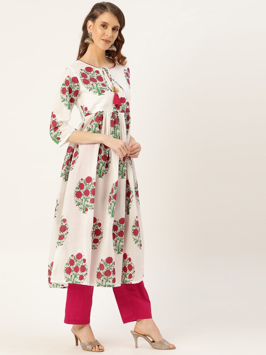 Women's Magenta Floral Kurta With Pants & Magenta Crinkled Dupatta - SHAE