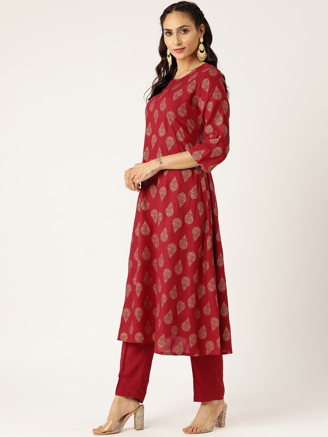 Women's Maroon Floral A-Line Kurta With Pencil Pants - SHAE