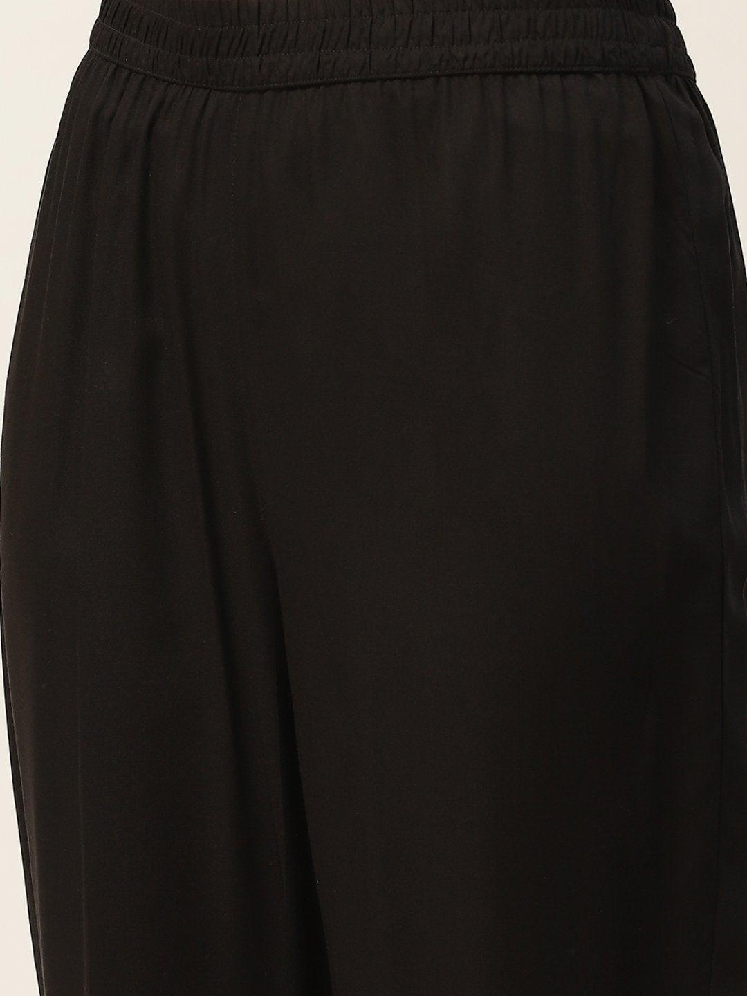 Women's Black Zari Floral Embroidery Kurta With Pants & Chiffon Dupatta - SHAE