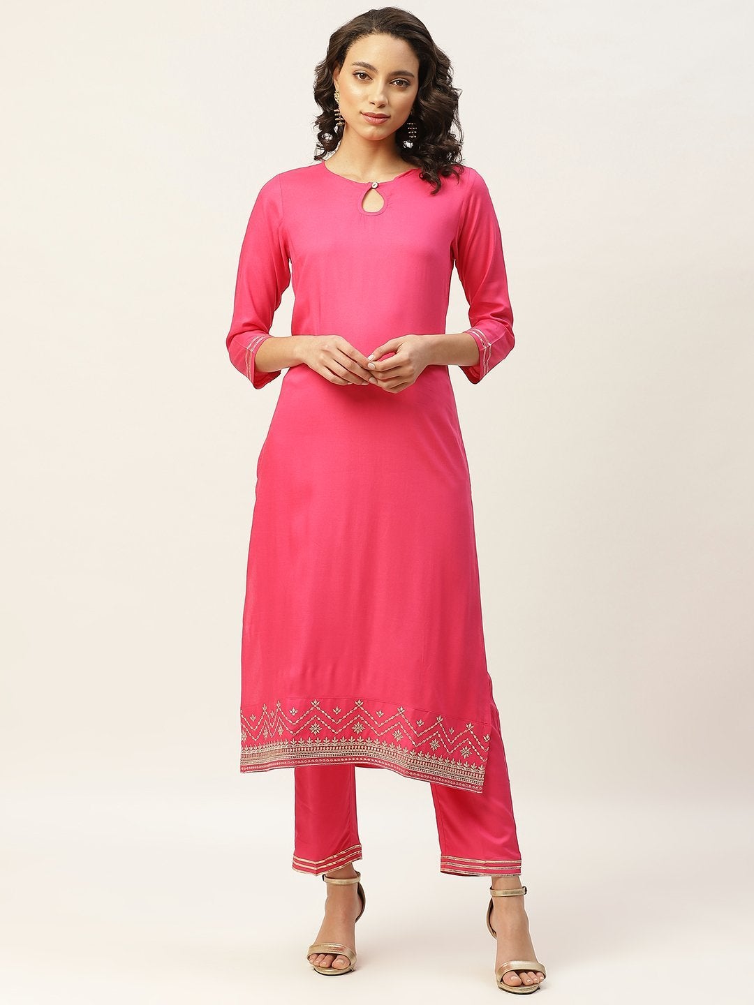 Women's Fuchsia Hem Zari Embroidery Kurta With Pants - SHAE