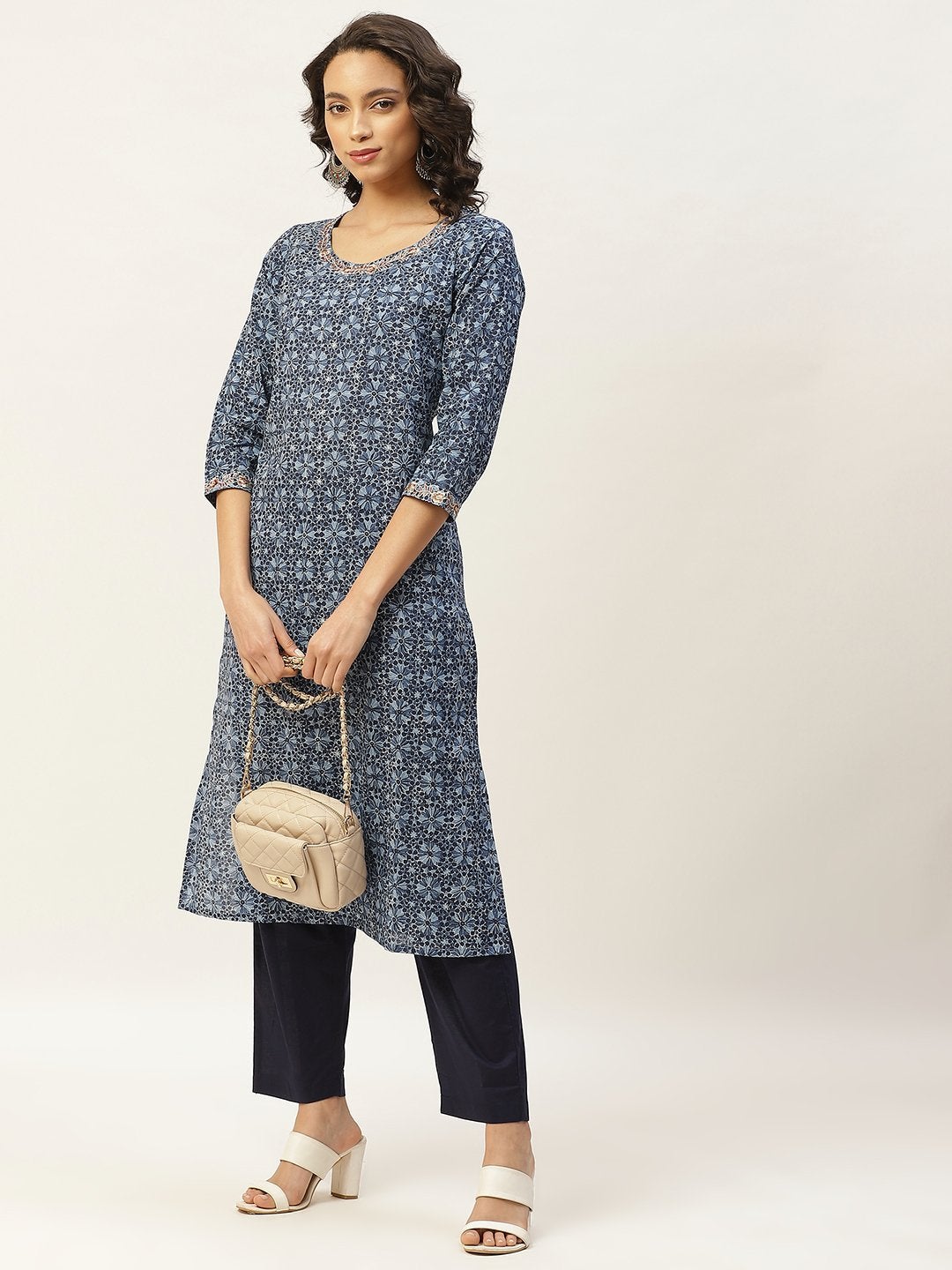 Women's Indigo Floral Zari Embroidery Kurta With Straight Pants - SHAE