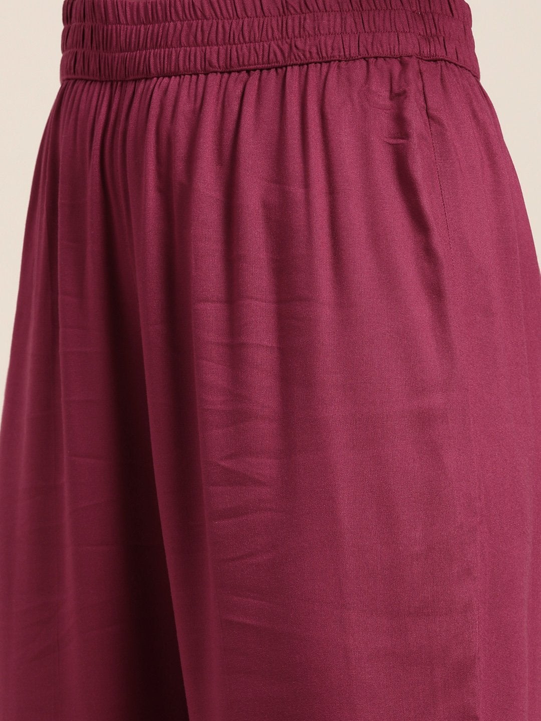 Women's Burgundy Zari Embroidery Kurta With Straight Pants - SHAE